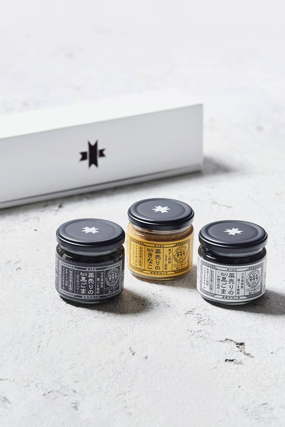 
                  
                    薬売りのペーストシリーズギフトBOX［３本セット］
                  
                