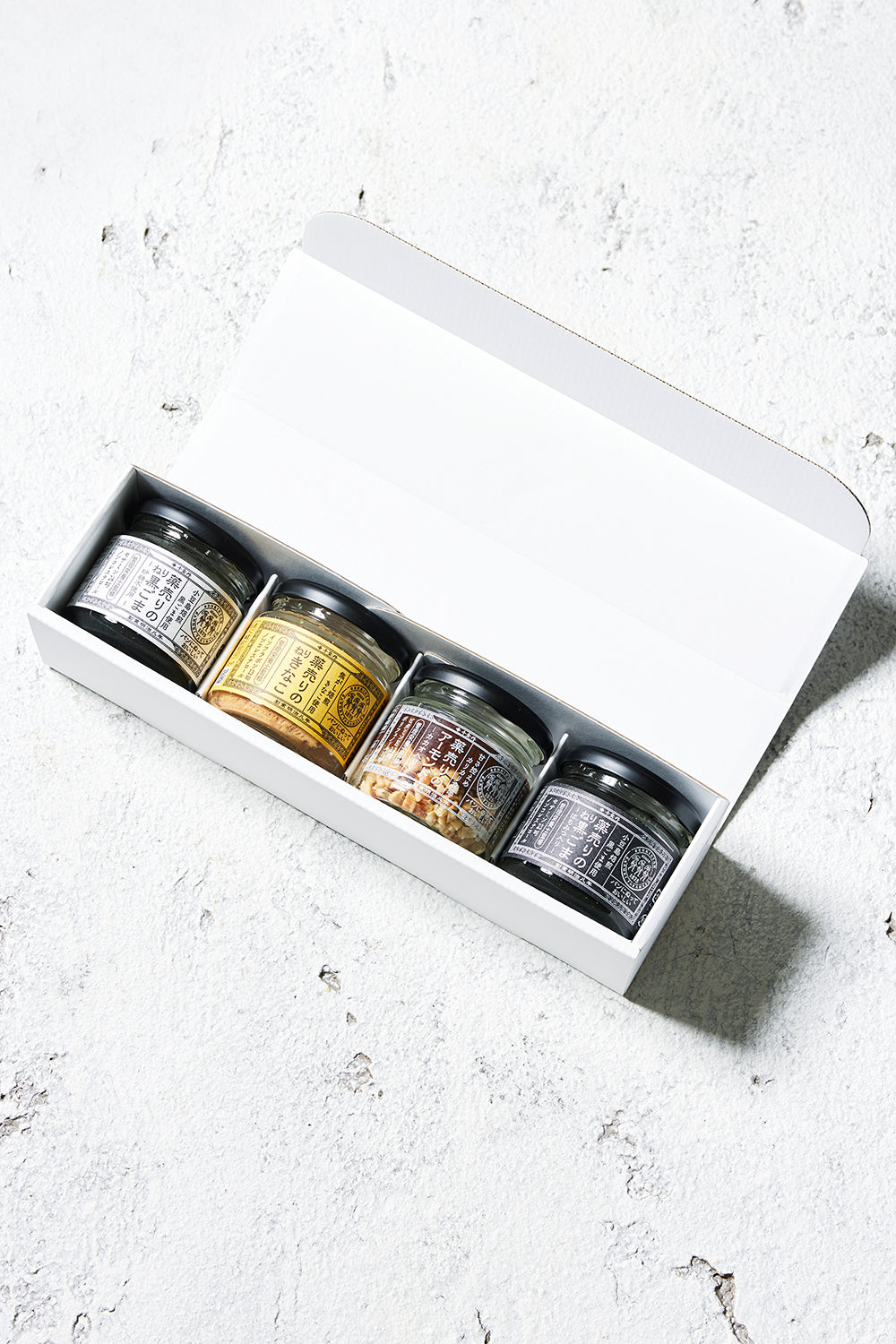きりやん まとめ売り セット 薬売りのねり黒ごま（はちみつ入り）ギフトBOX［4本セット